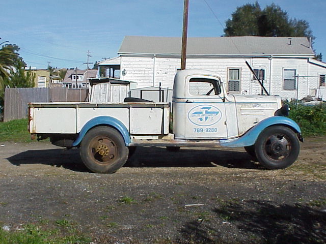 36chevyopenexpress1.JPG